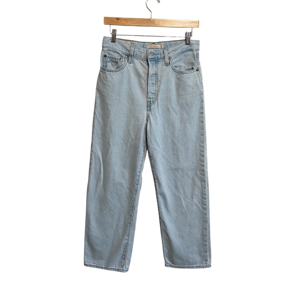 Levi's Premium Light Wash Ribcage Straight Button Fly High Rise Jeans Size 28 - Picture 1 of 5
